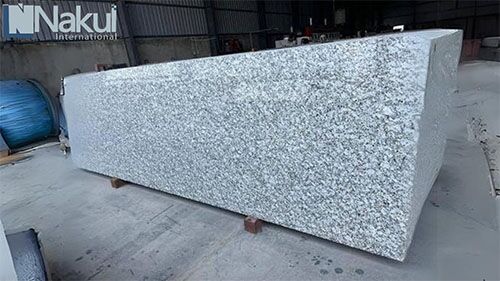 P White Granite 